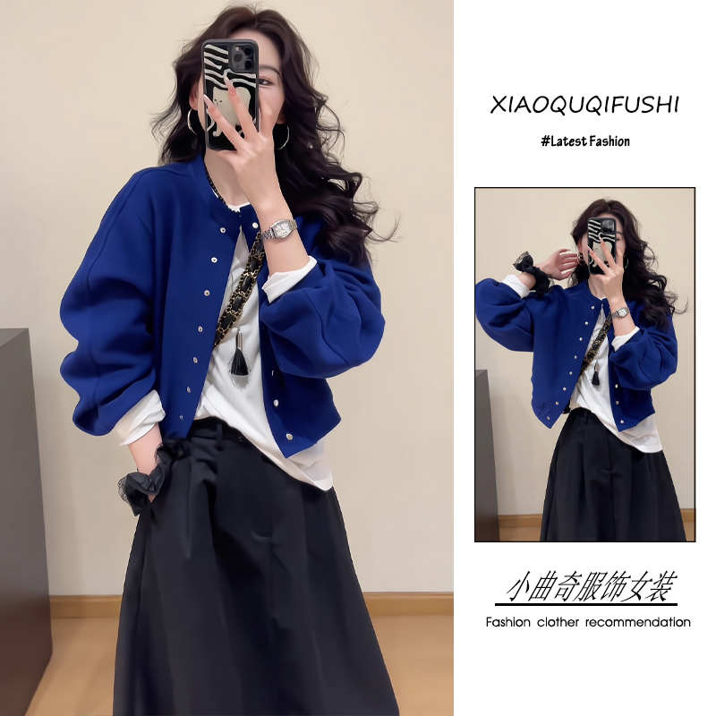超火秋冬季穿搭一整套女2025新款韩版时尚外套打底衫半身裙三件套