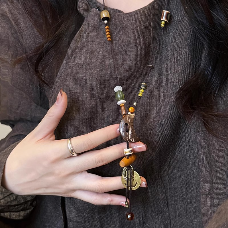 铜树脂项链  新中式复古月牙串珠项链女民族风长款毛衣链小众配饰