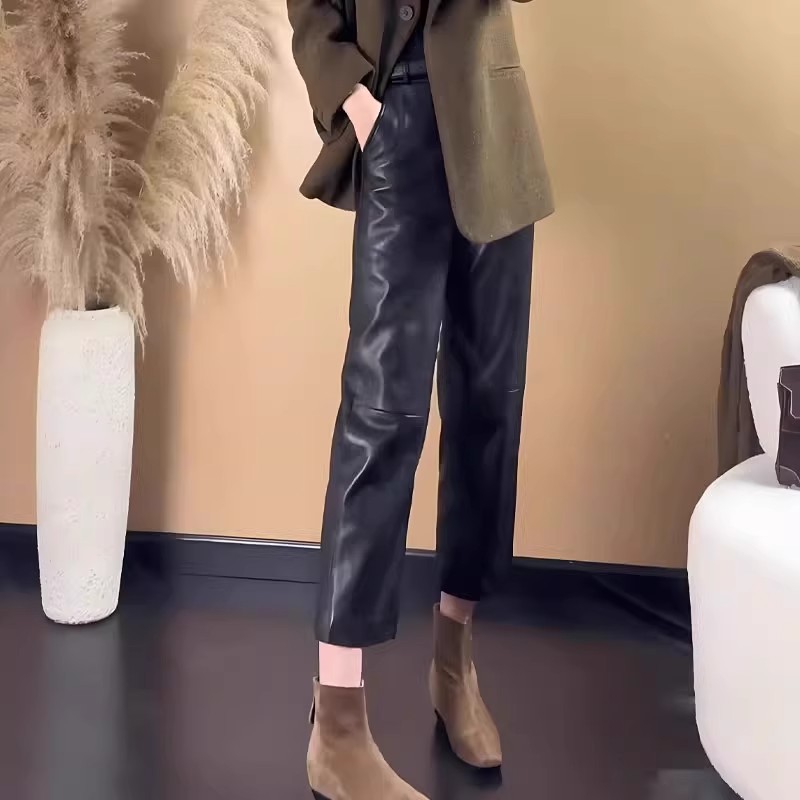 加绒皮裤女秋冬2025加厚pu黑色高腰显瘦小个子九分直筒哈伦烟管裤