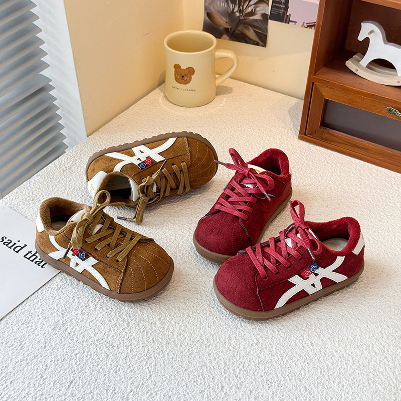 女童鞋子儿童德训运动板鞋2025秋冬新款女孩加绒二棉鞋男童阿甘鞋