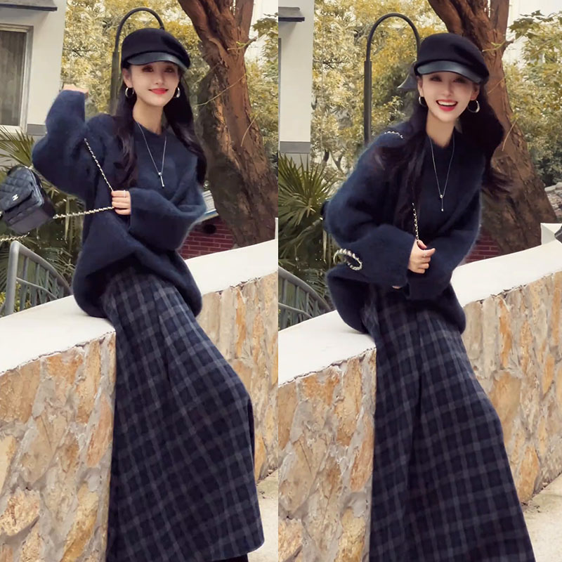 秋冬搭配一整套女装2025新款韩版圆领毛衣上衣格纹半身裙两件套潮