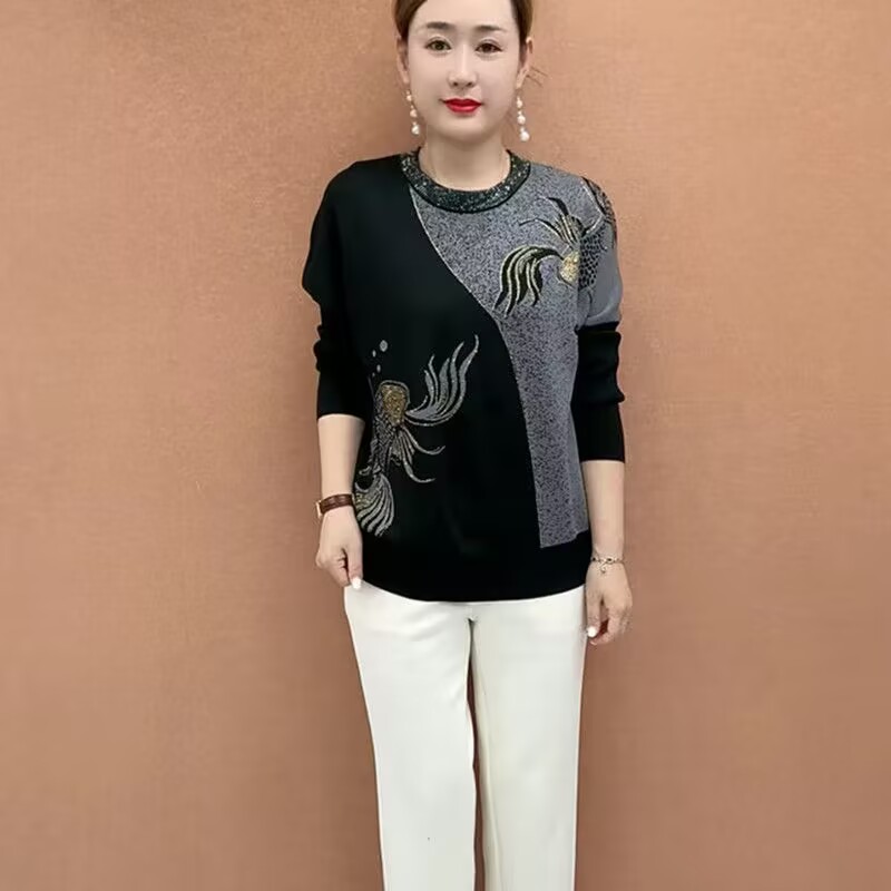 秋冬季新款妈妈装时尚洋气毛衣烫钻发财鱼遮肚减龄针织打底衫上衣