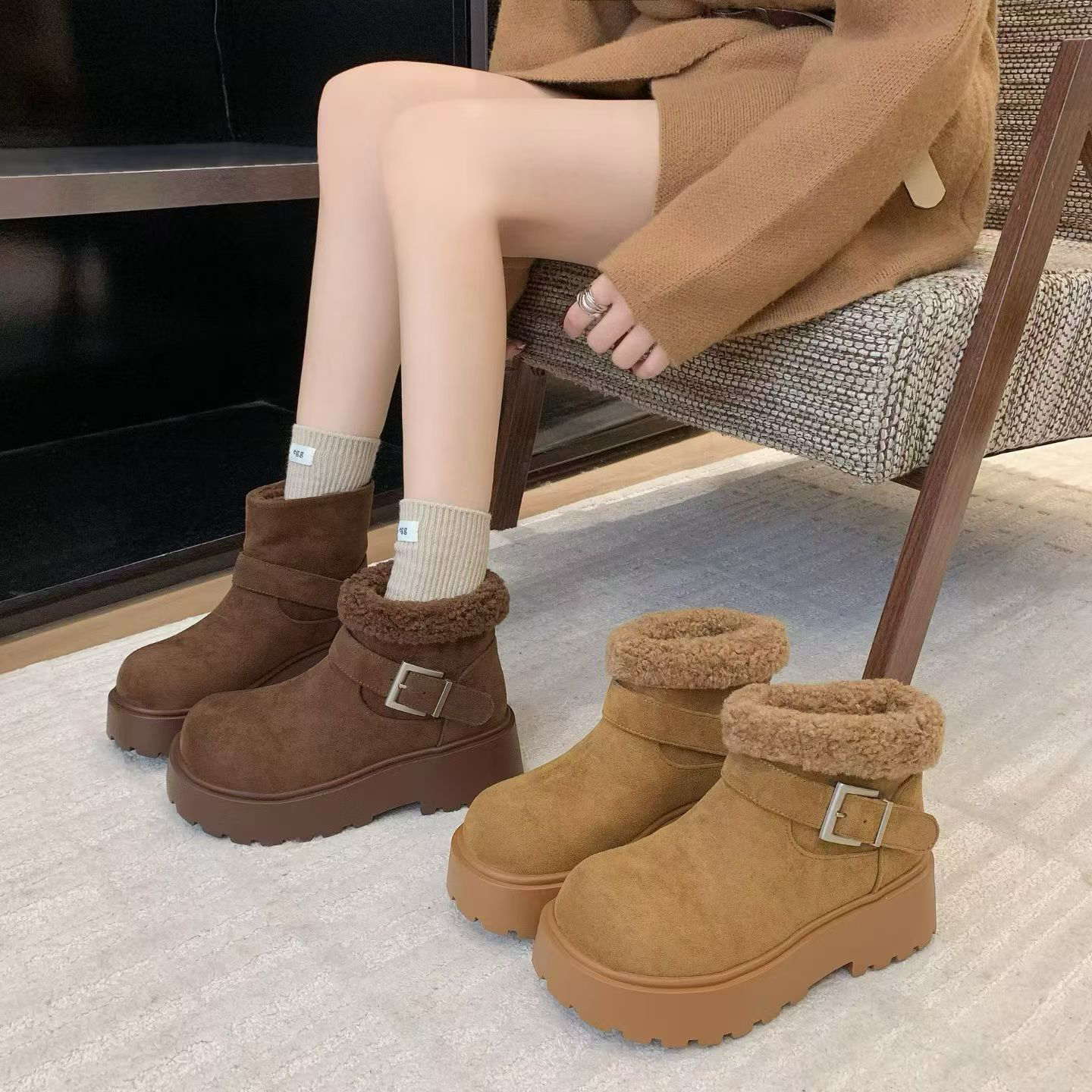 增高雪地靴女款2025新款冬季厚底雪地棉加绒保暖棉鞋增高勃肯鞋D2