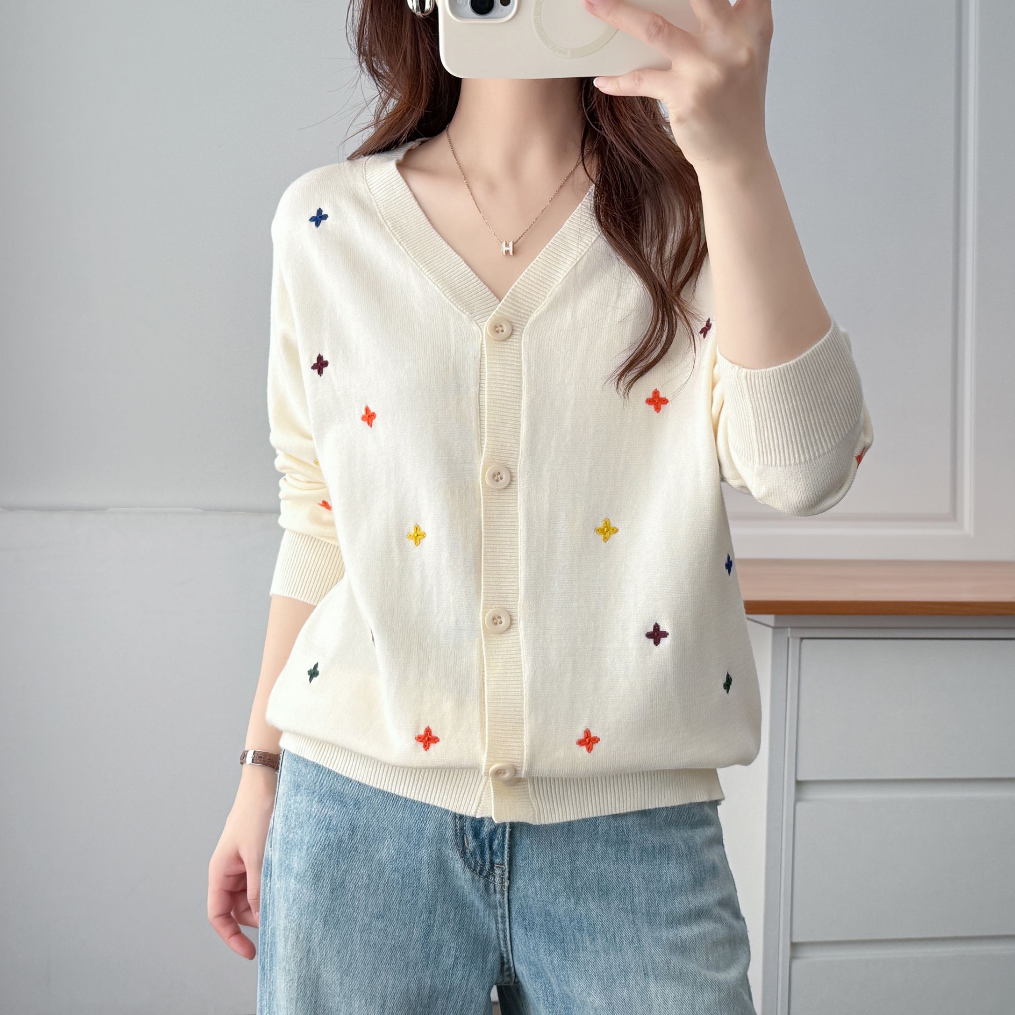 大码胖mm韩版v领毛衣女春秋宽松显瘦针织开衫外套短款针织衫上衣