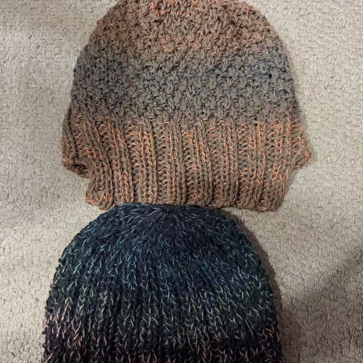 段染羊毛包头帽 三种戴法