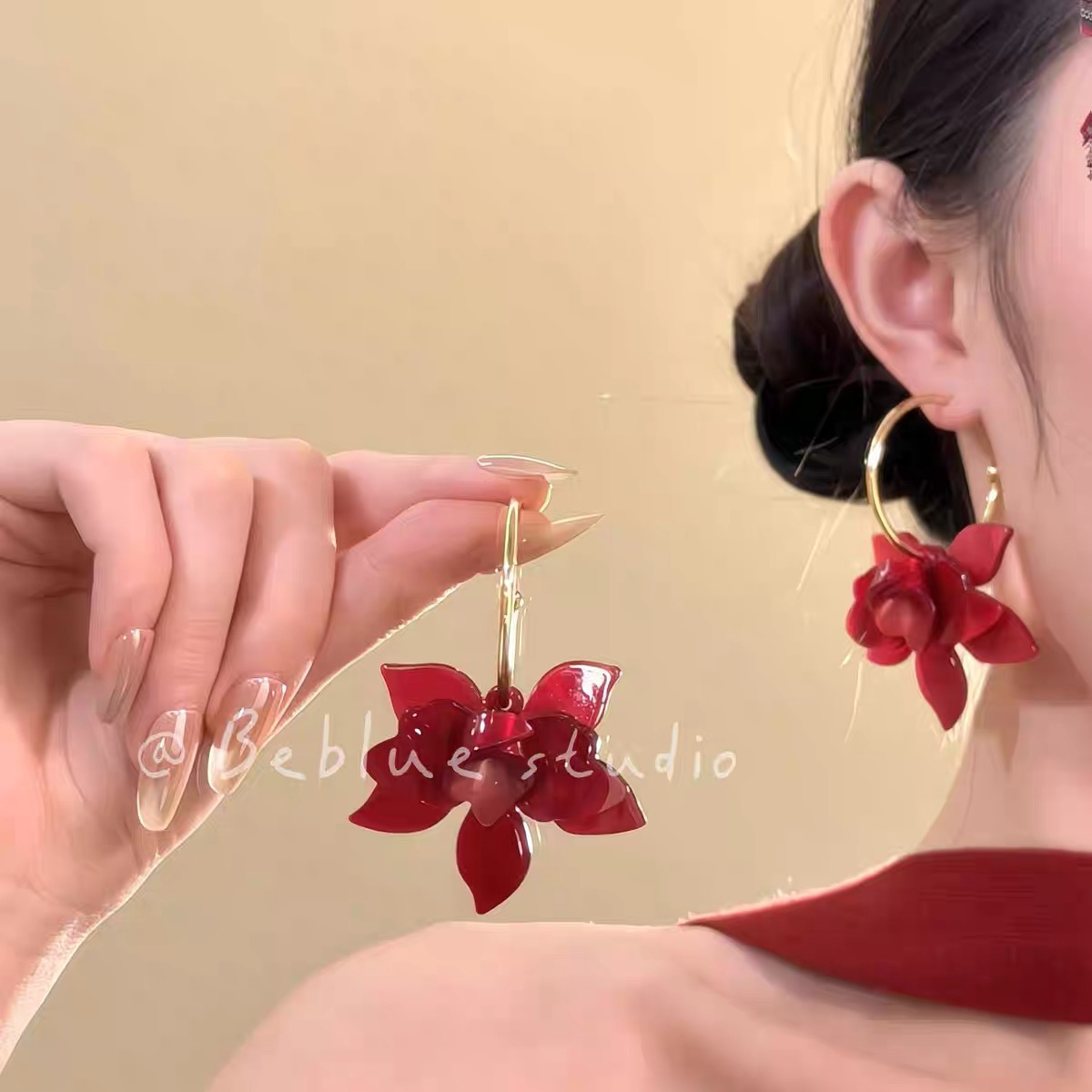 铜合金亚克力耳饰 张婧仪明星同款耳饰安可拉红花朵巨好看耳环