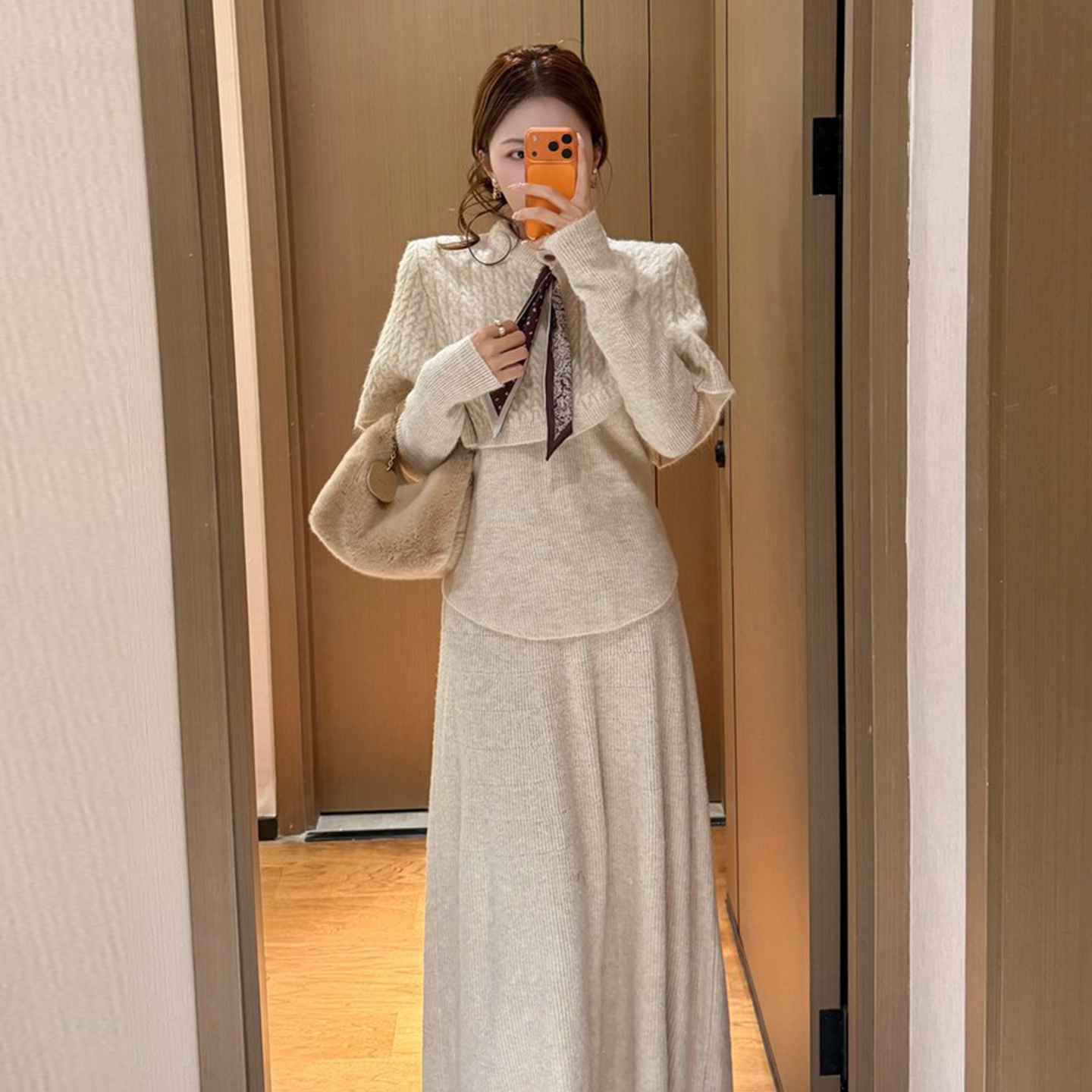 秋冬季老钱风穿搭套装裙女韩系披肩斗篷毛衣外套内搭针织衫长裙子
