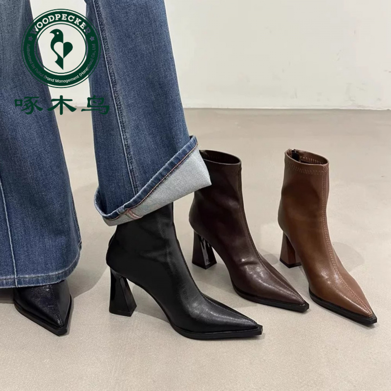 啄木鸟高跟短靴女秋冬2025新款高级感气质粗跟尖头阔腿裤必备鞋女