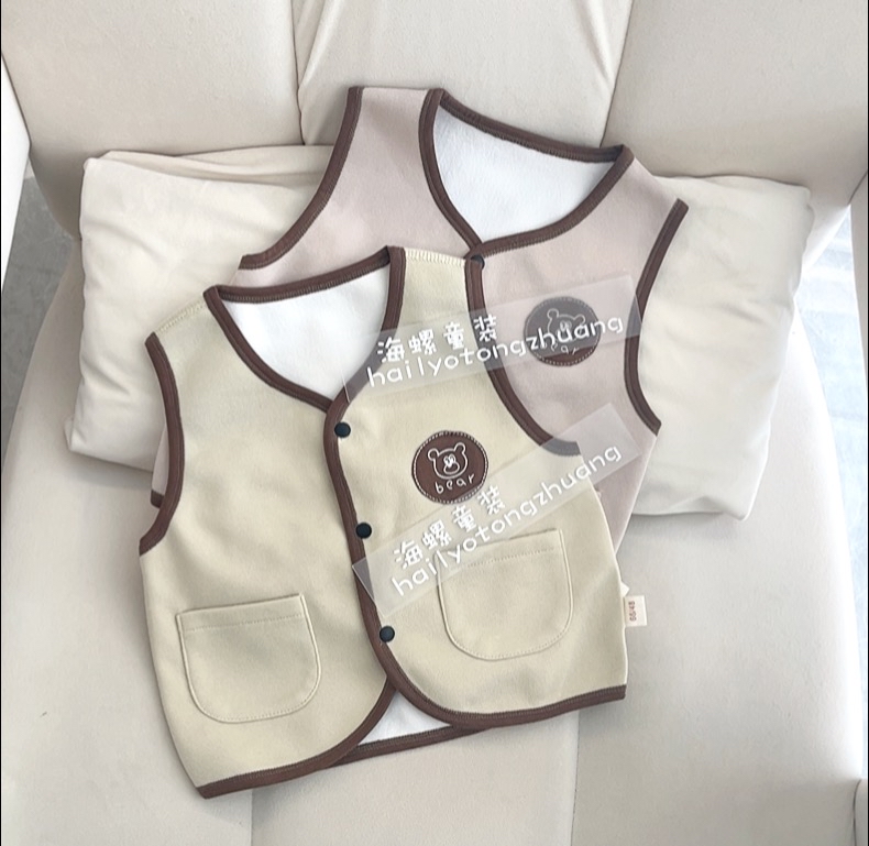 纯色休闲风卡通马甲套装洋气韩版双兜包边马甲上衣时尚春秋