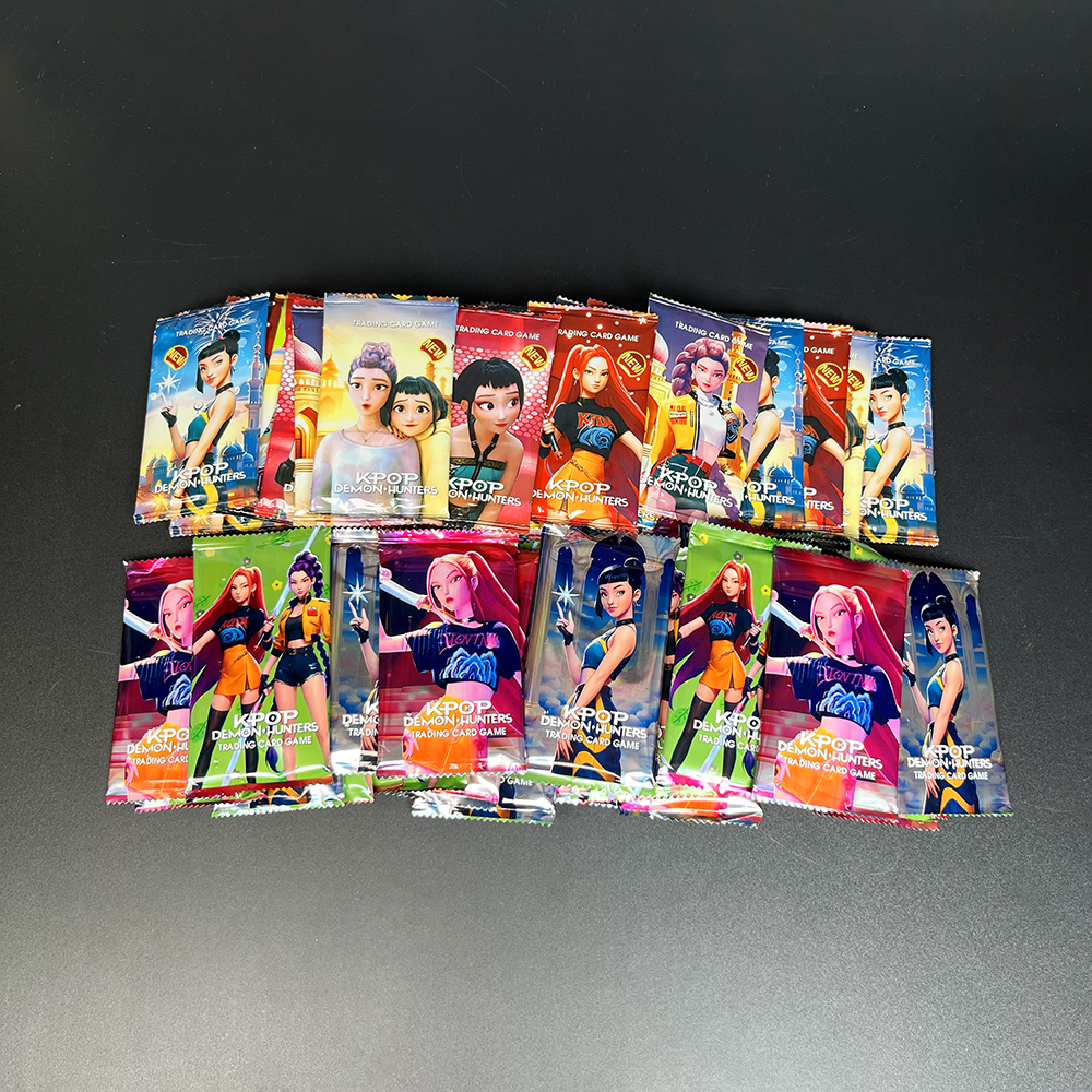 韩漫猎魔女团角色卡牌demon hunters鲁米秦宇稀有卡片儿童桌游卡