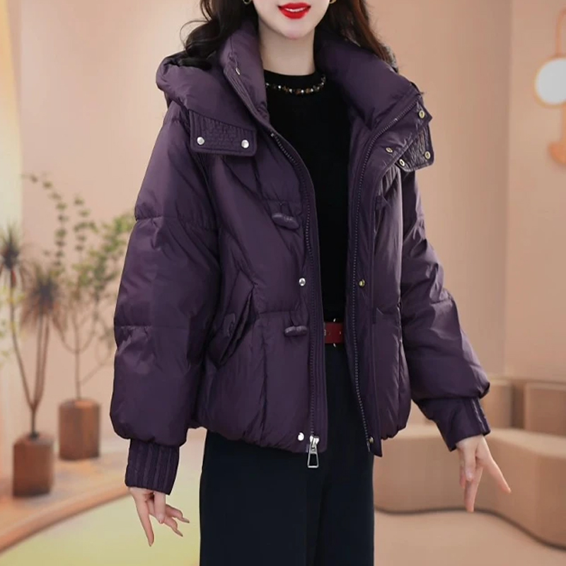 2026个性气质紫色棉衣连帽设计秋冬季节保暖时尚潮流之选