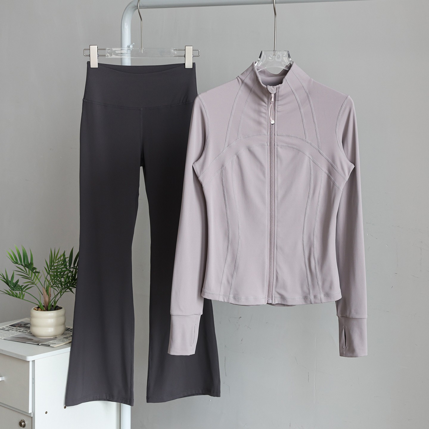 网红瑜伽服套装女速干跑步运动外套上衣秋冬专业普拉提健身长袖新