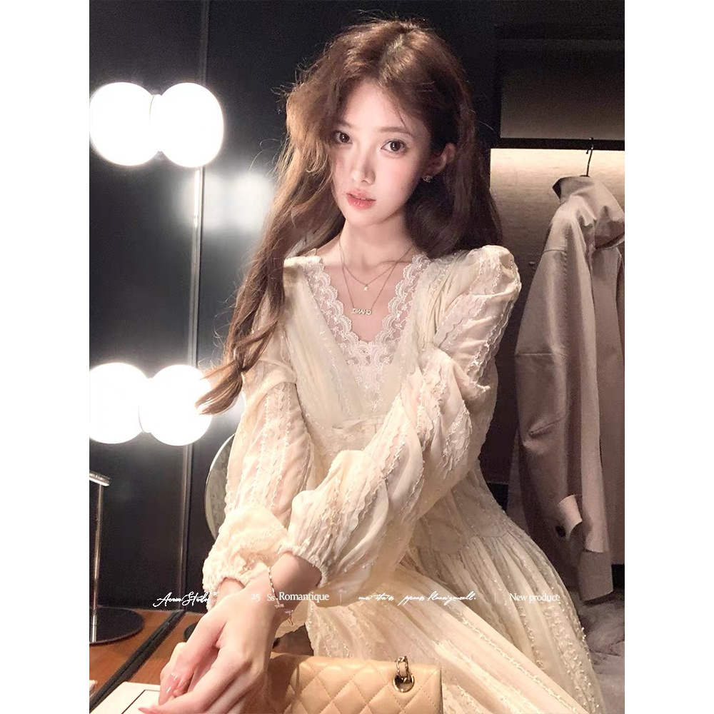 雪纺长袖V领连衣裙长款女高级感法式复古宫廷风气质收腰显瘦长裙