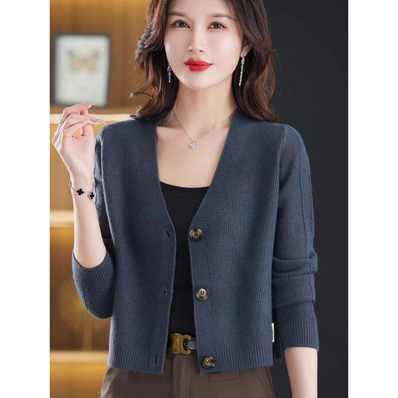 2025春秋新款短款针织打底开衫女小个子时尚宽松显瘦内搭毛衣外套