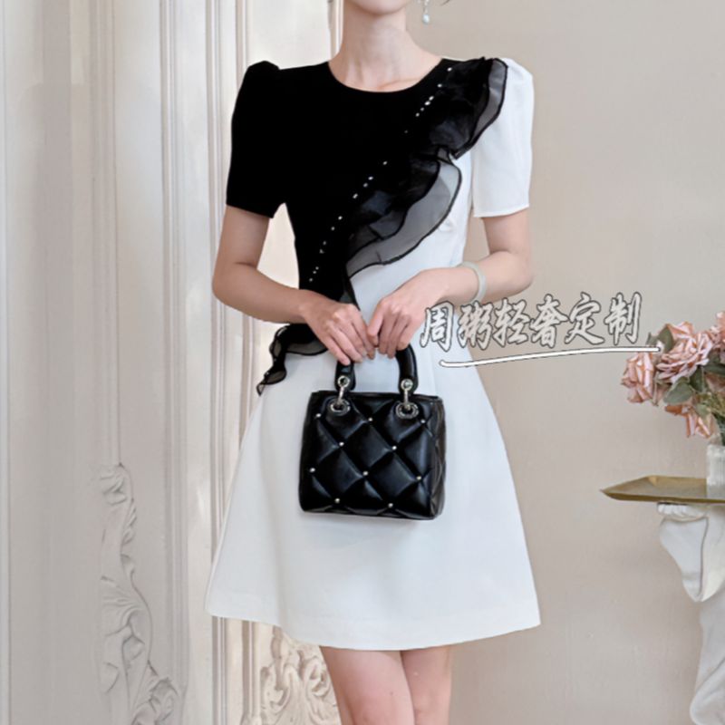 国内设计师品牌 气质显瘦轻奢小个子修身连衣裙15494