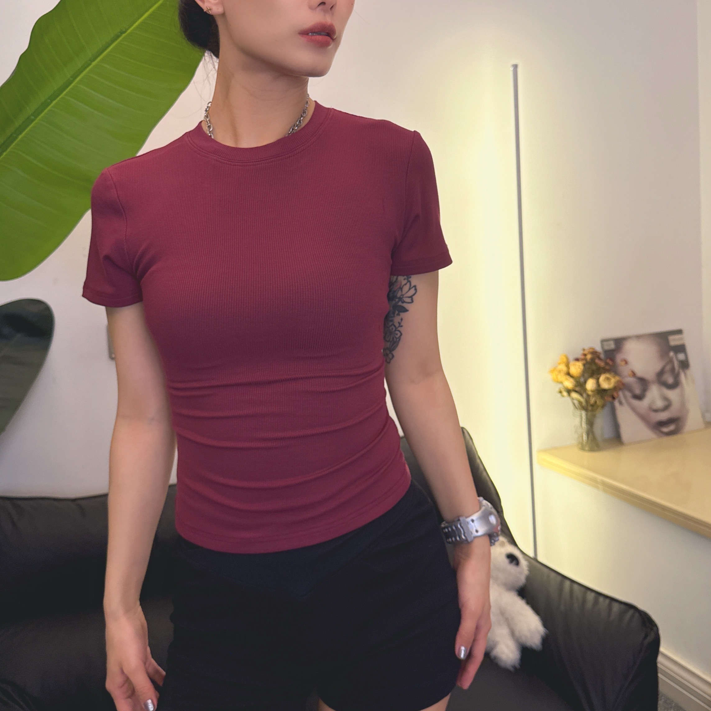 平替卡戴珊同款修身打底衫春夏紧身T恤短袖圆领显瘦纯色上衣G006
