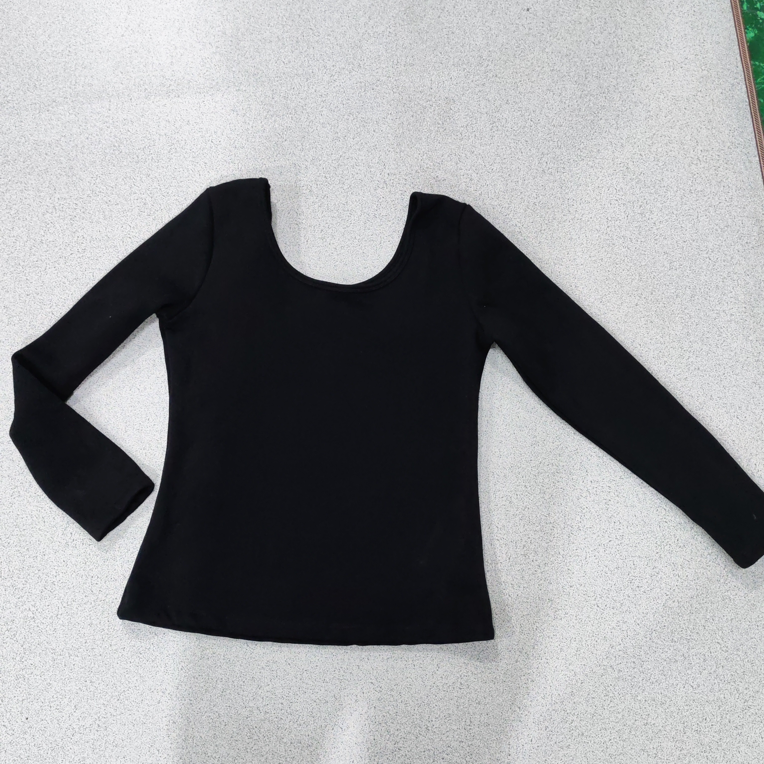 清风酷女郎广州棉布高弹加绒U领打底衫