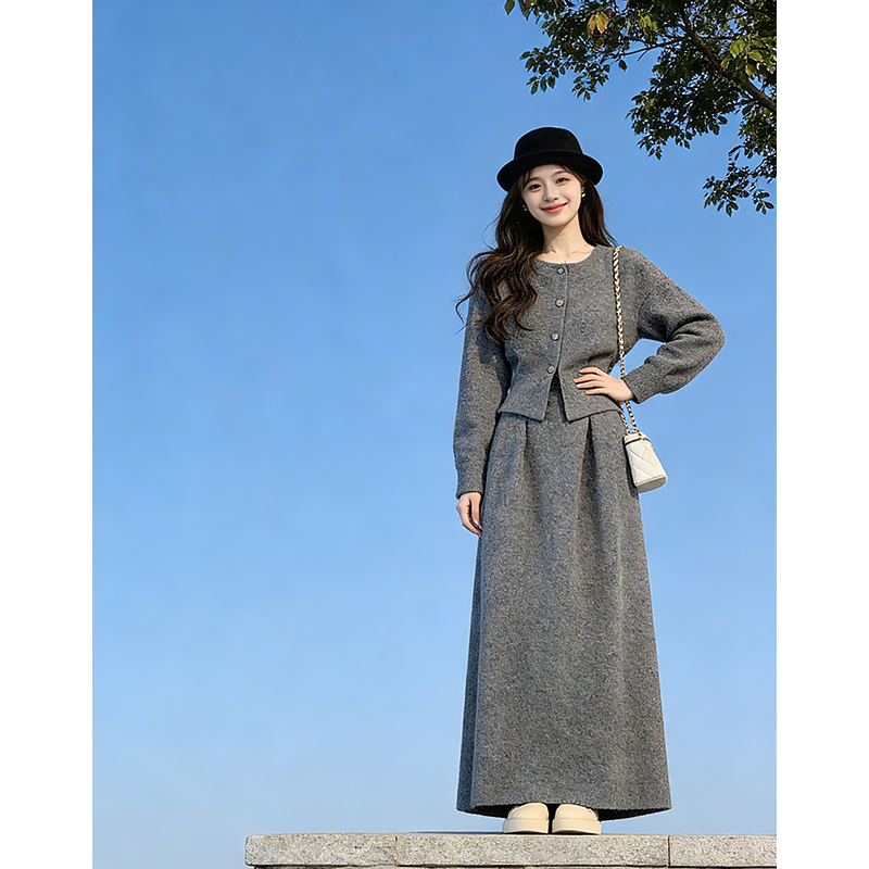 2025一整套极简风针织开衫半身裙两件套女秋冬气质显瘦套装