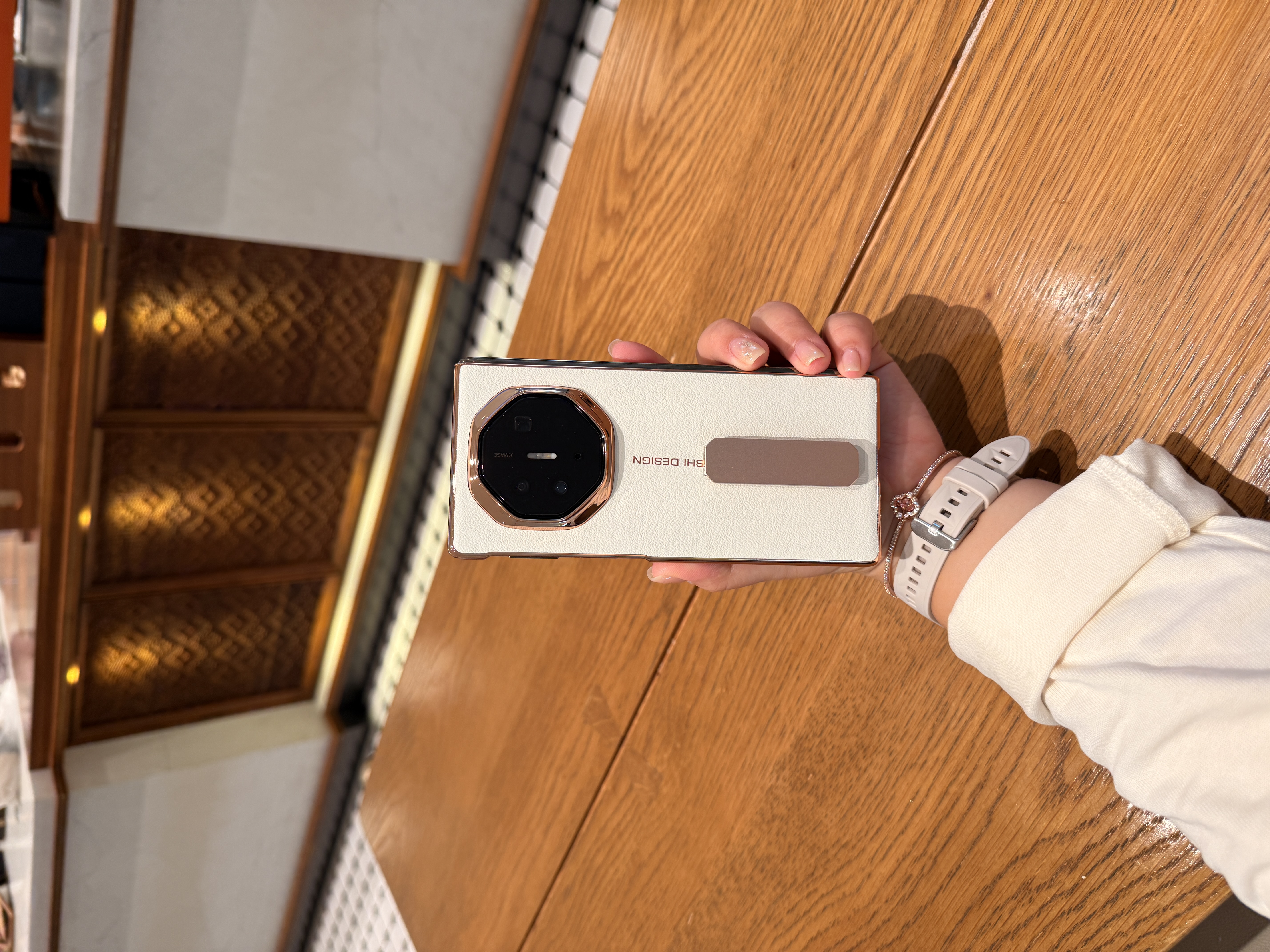 适用于华为Mate XT/XTs三折叠纯皮电镀旋转支架手机壳 电镀支架