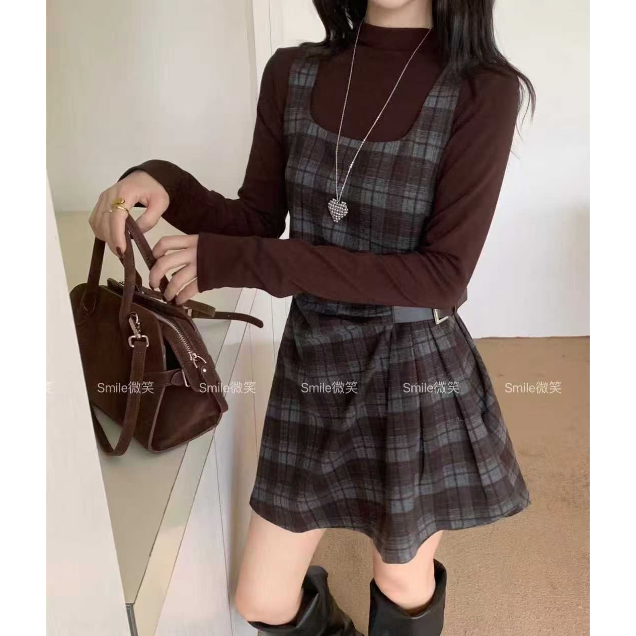 秋季韩版时尚休闲百搭设计套装格子背带入秋一整套轻奢女装连衣裙