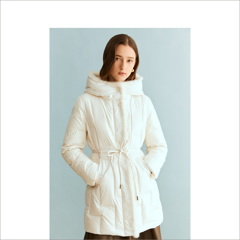 YINER音儿专柜女装冬季新款轻盈保暖抽绳收腰羽绒服8C63508096