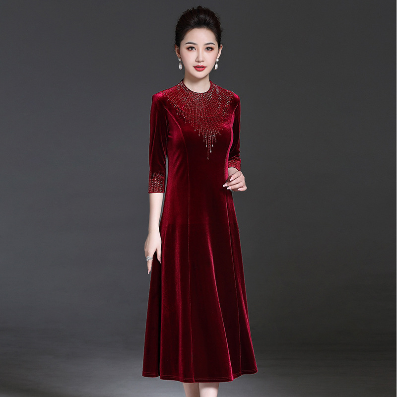 时尚金丝绒妈妈装旗袍秋冬婚礼婚宴镶钻妈妈装中老年女装连衣裙