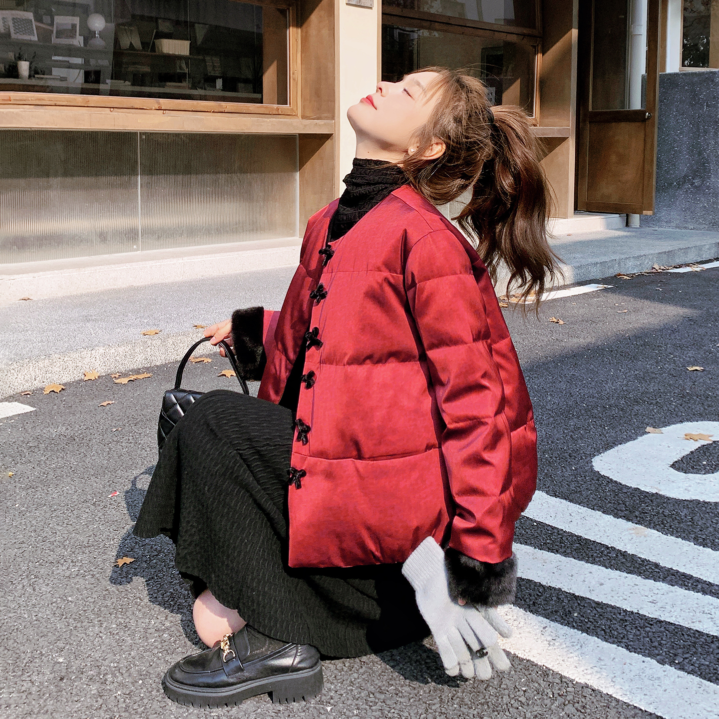 跨年红色高级感新中式短款羽绒服女2025冬季保暖加厚国风穿搭外套