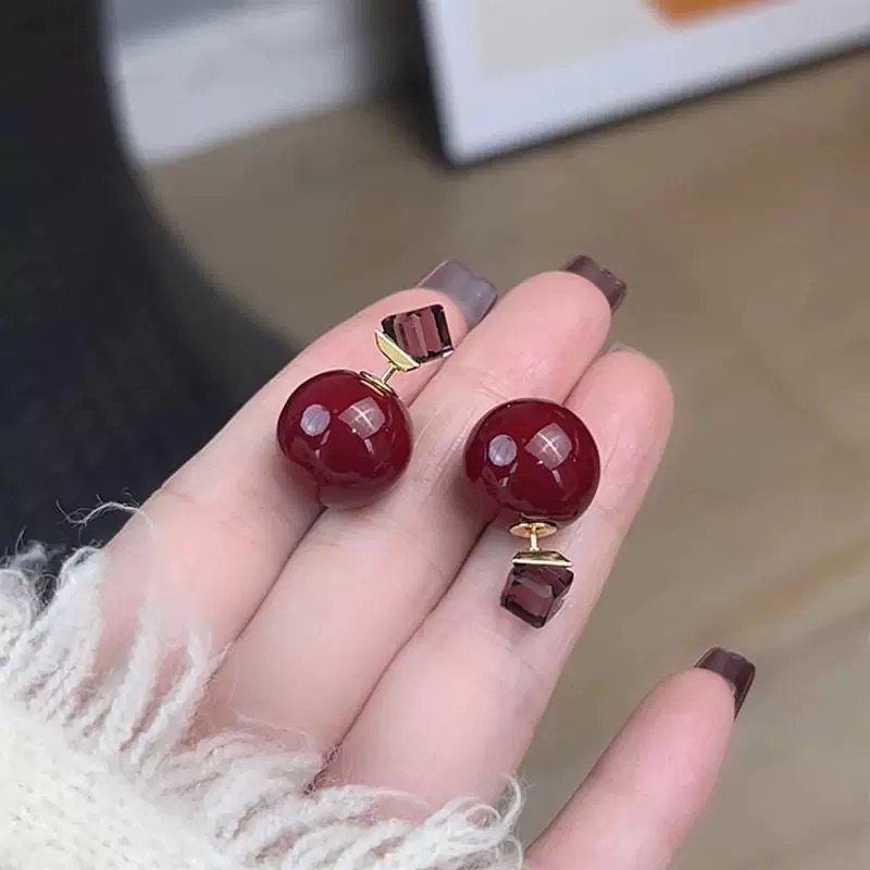 非金属仿珍珠耳饰 韩版复古酒红色珠珠耳钉小众简约气质百搭耳饰