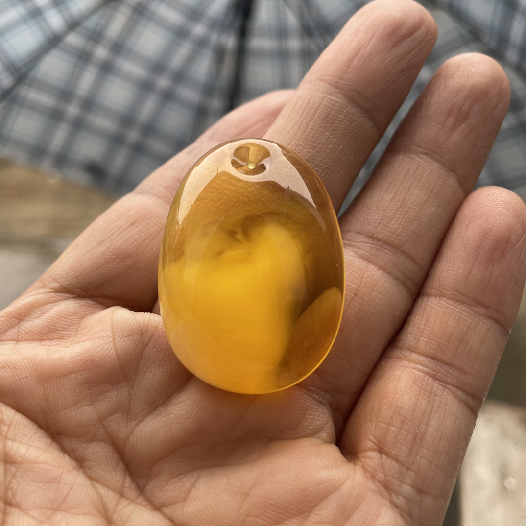 情人节典雅女款蜜蜡吊坠意境琥珀挂件9.35g37.6/27.2/12.9㎜