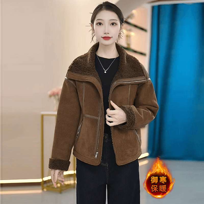 拉夏贝尔时尚加厚保暖显瘦休闲翻领短款外套2025冬季新款外套