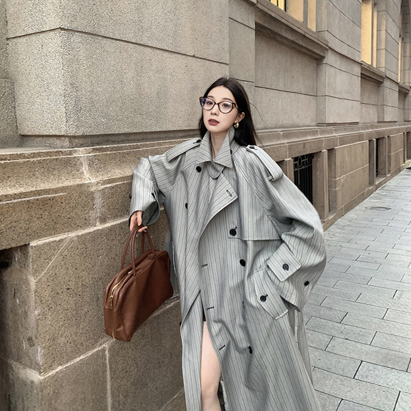 双排扣条纹风衣外套女秋季宽松高级感系带廓形中长款大衣F420