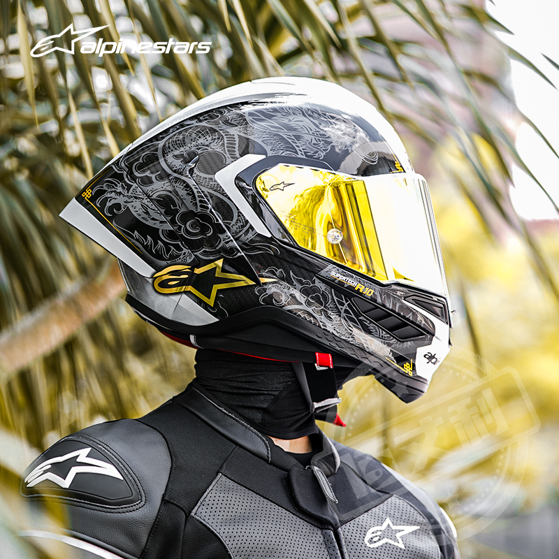 【龙盔近期到货】A星Supertech R10摩托车碳纤维赛盔中国龙FIM认证