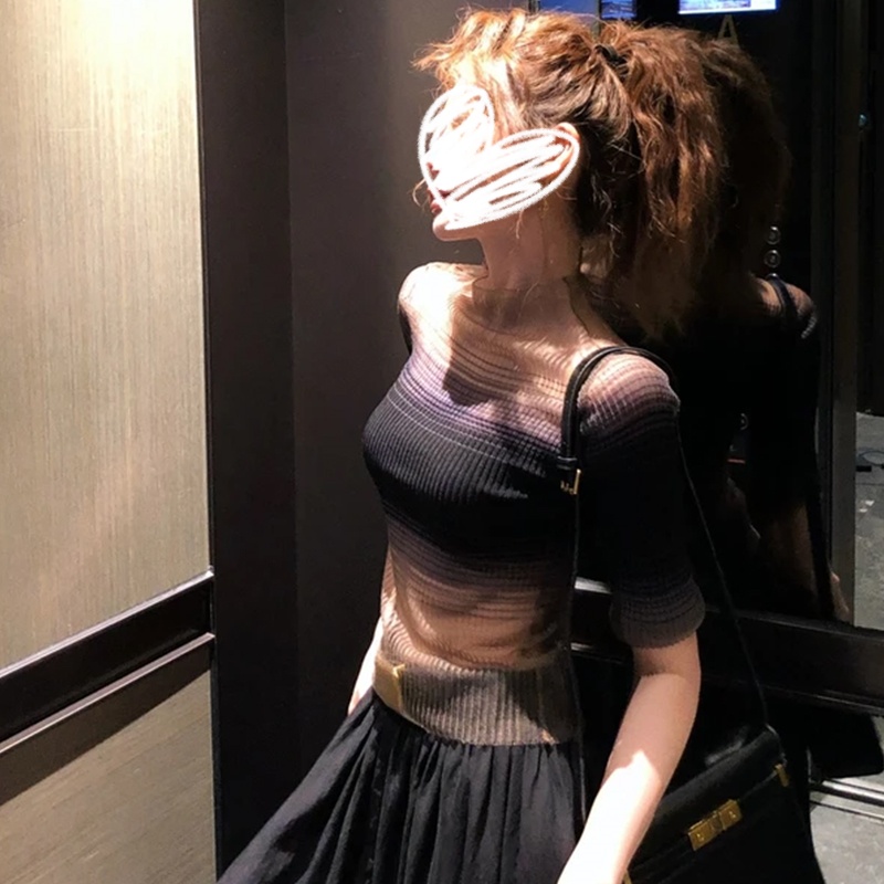 美式网红洋气辣妹性感微透中袖T恤女装夏季新款黑色修身显瘦上衣