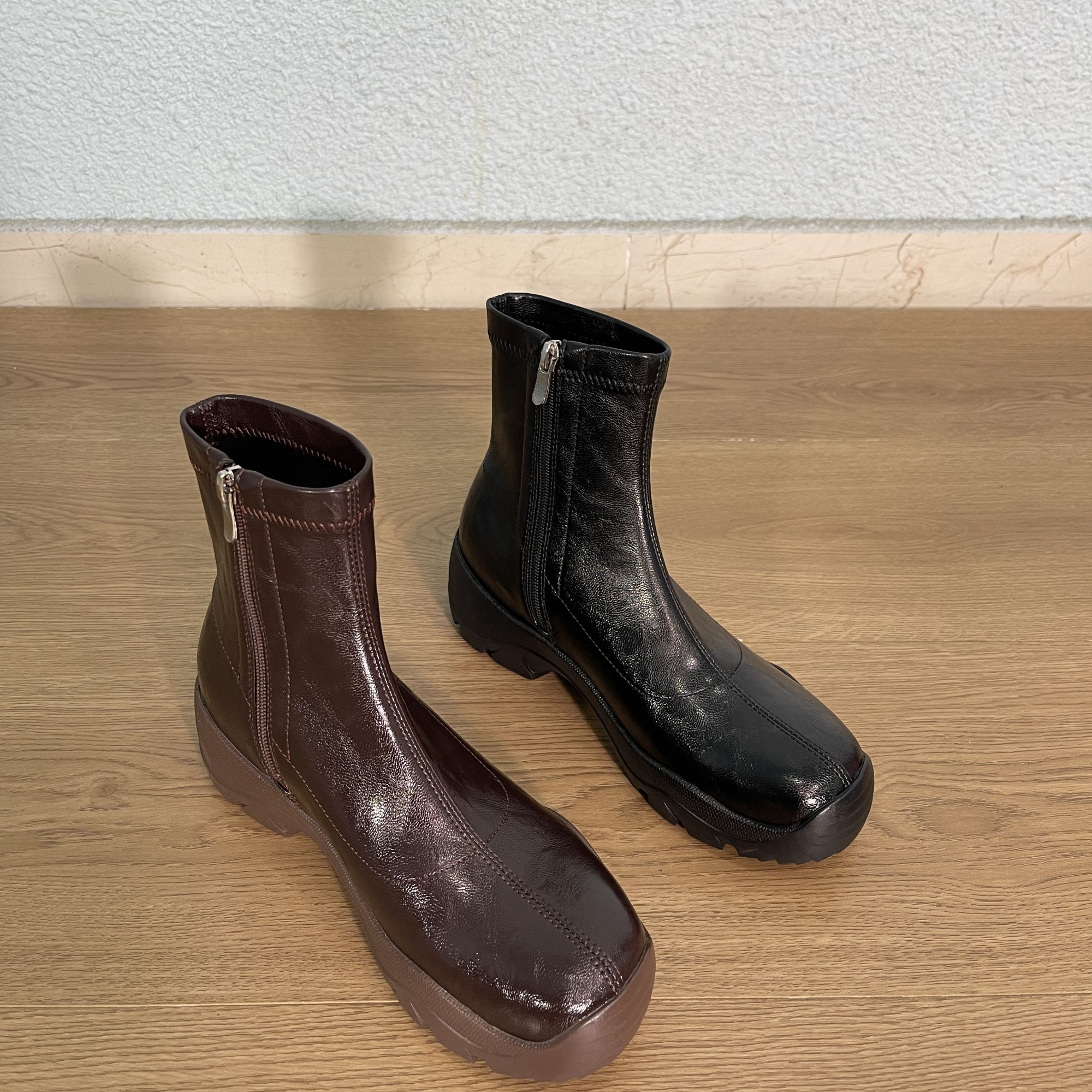 4cm  短筒靴 运动大底瘦瘦靴通勤百搭柔软舒适短筒靴秋冬女