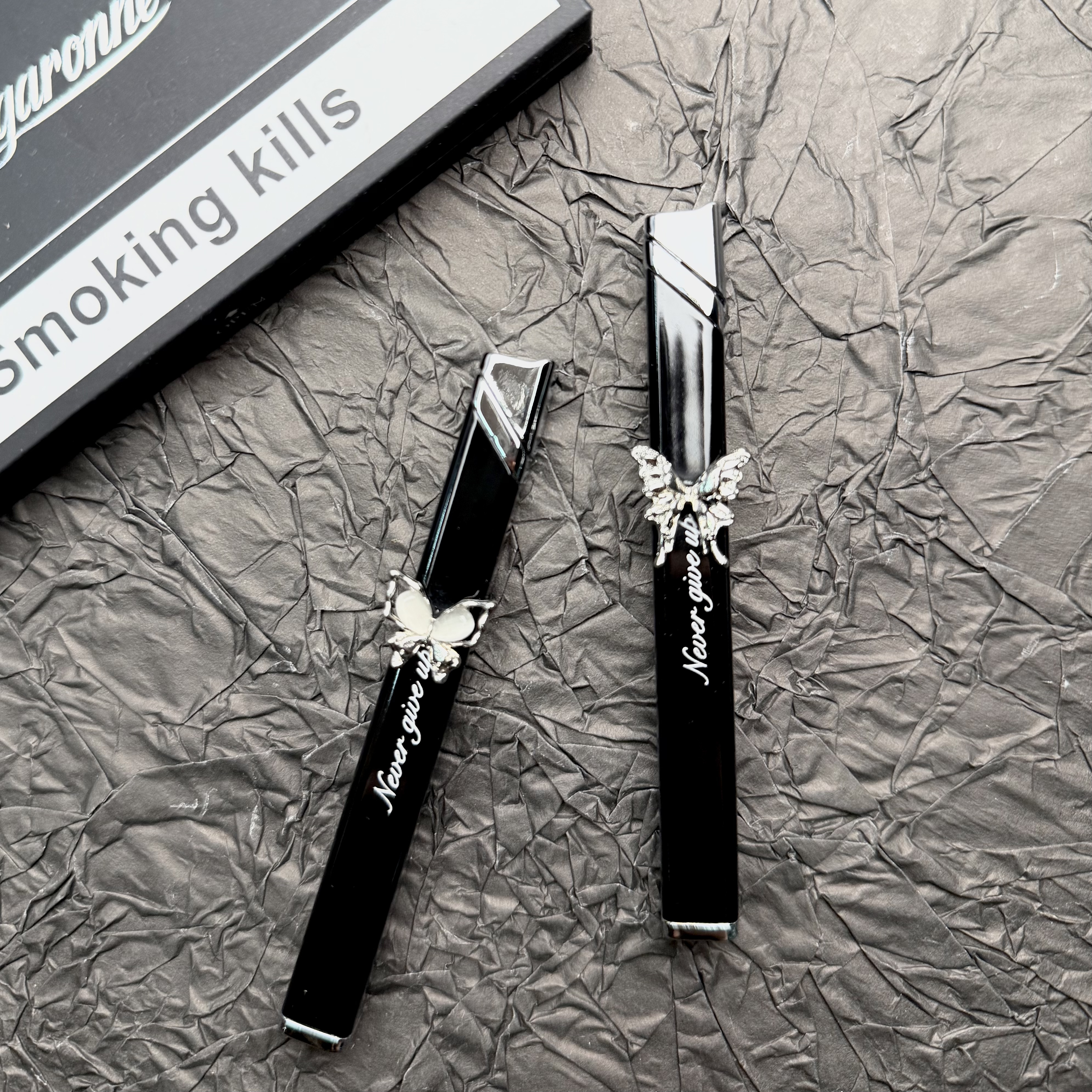 苏苏原创新款高颜值暗黑蝴蝶打火机高级小众设计送男友520情侣礼