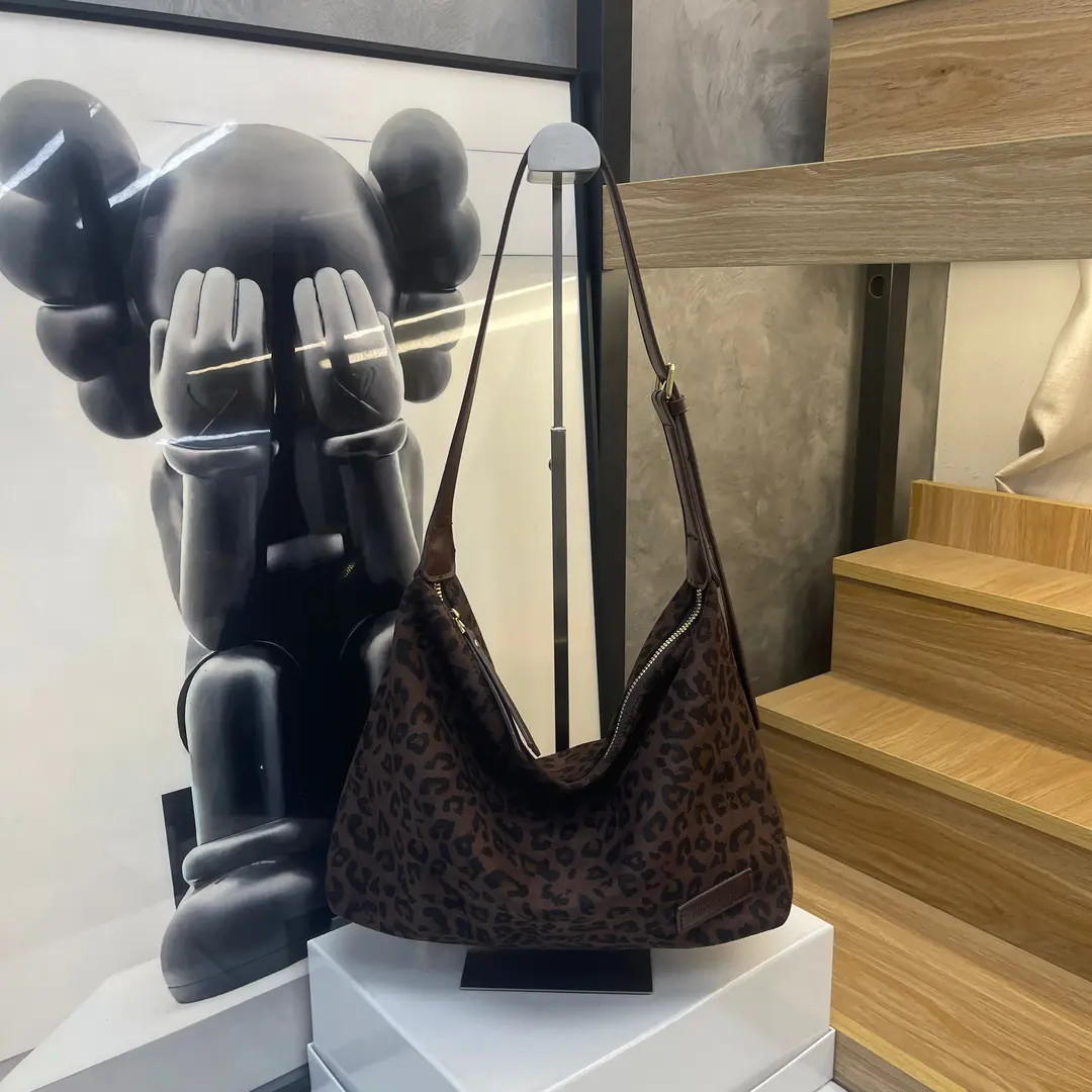 定制大容量托特包女2025新款秋冬简约复古时尚豹纹通勤单肩斜挎包