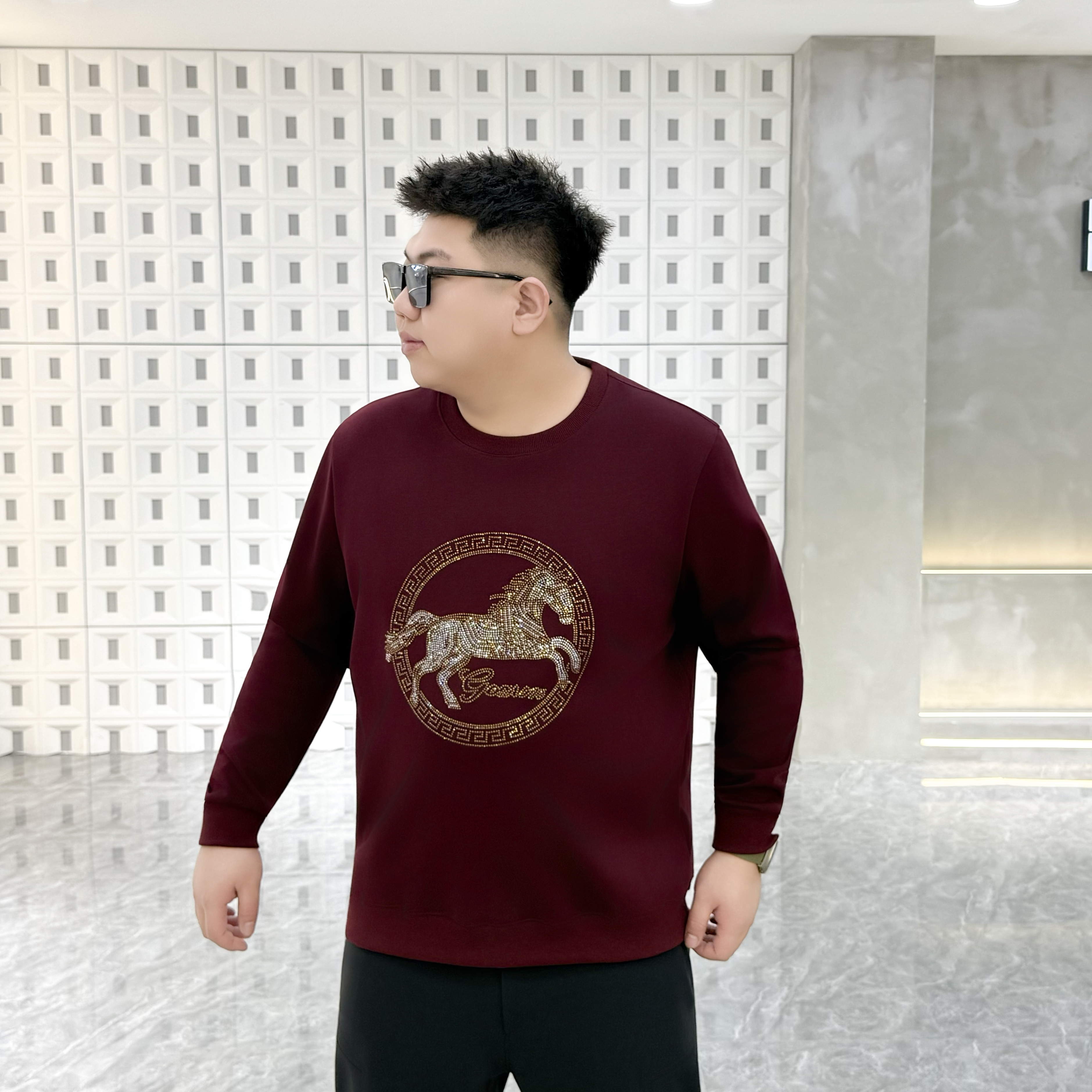 大码男装 烫钻马到成功 马年专属卫衣72782