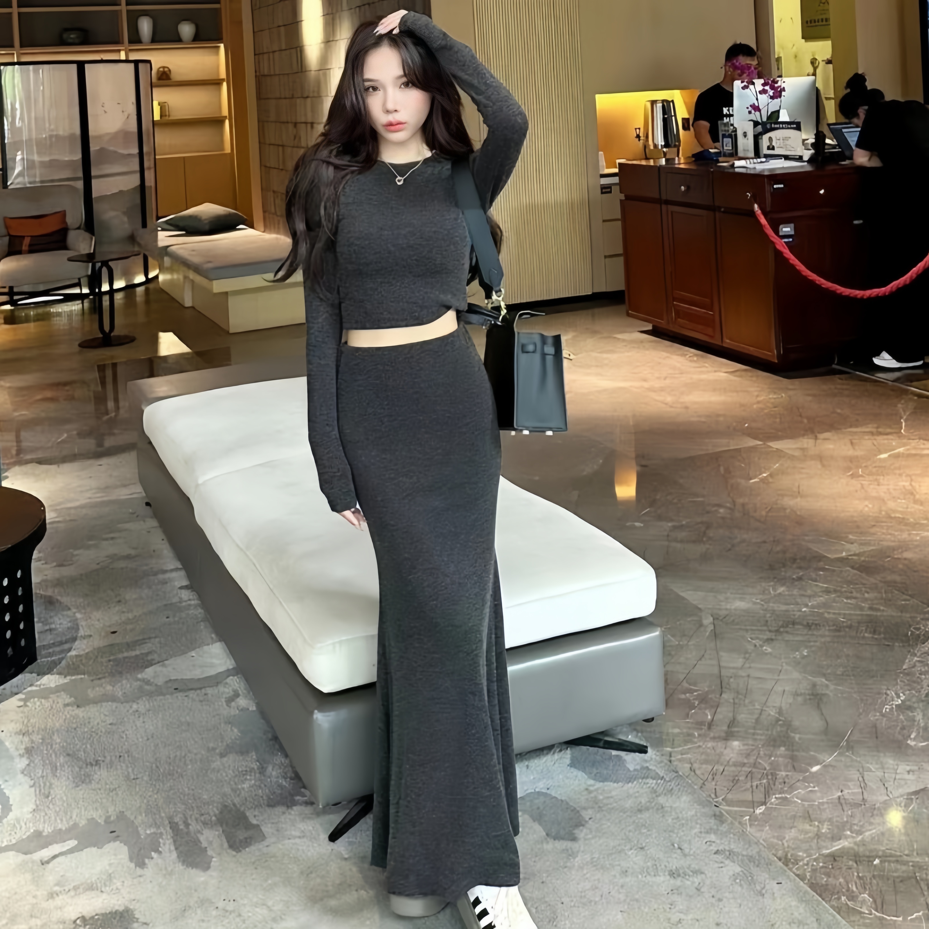 纯欲慵懒风穿搭一整套女装2025秋季新款圆领短款T恤＋高腰包臀裙女