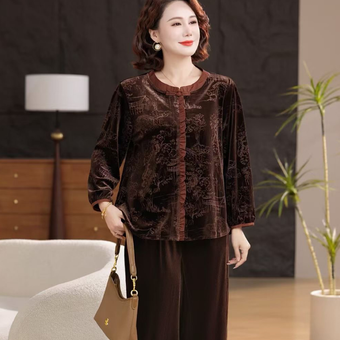 中老年洋气弹力丝绒妈妈装春秋季时尚休闲宽松显瘦套装大码女装