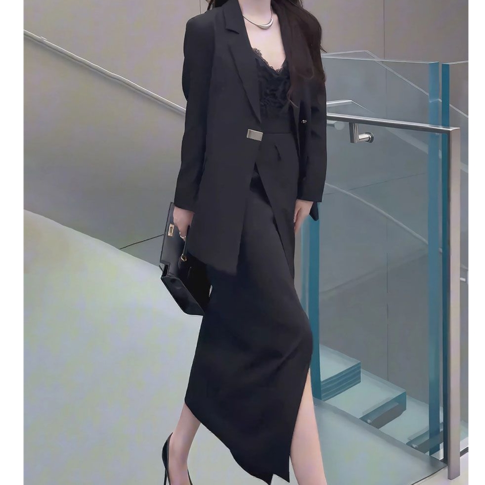 西装套装女秋季新款减龄气质西服外套开叉半身裙
