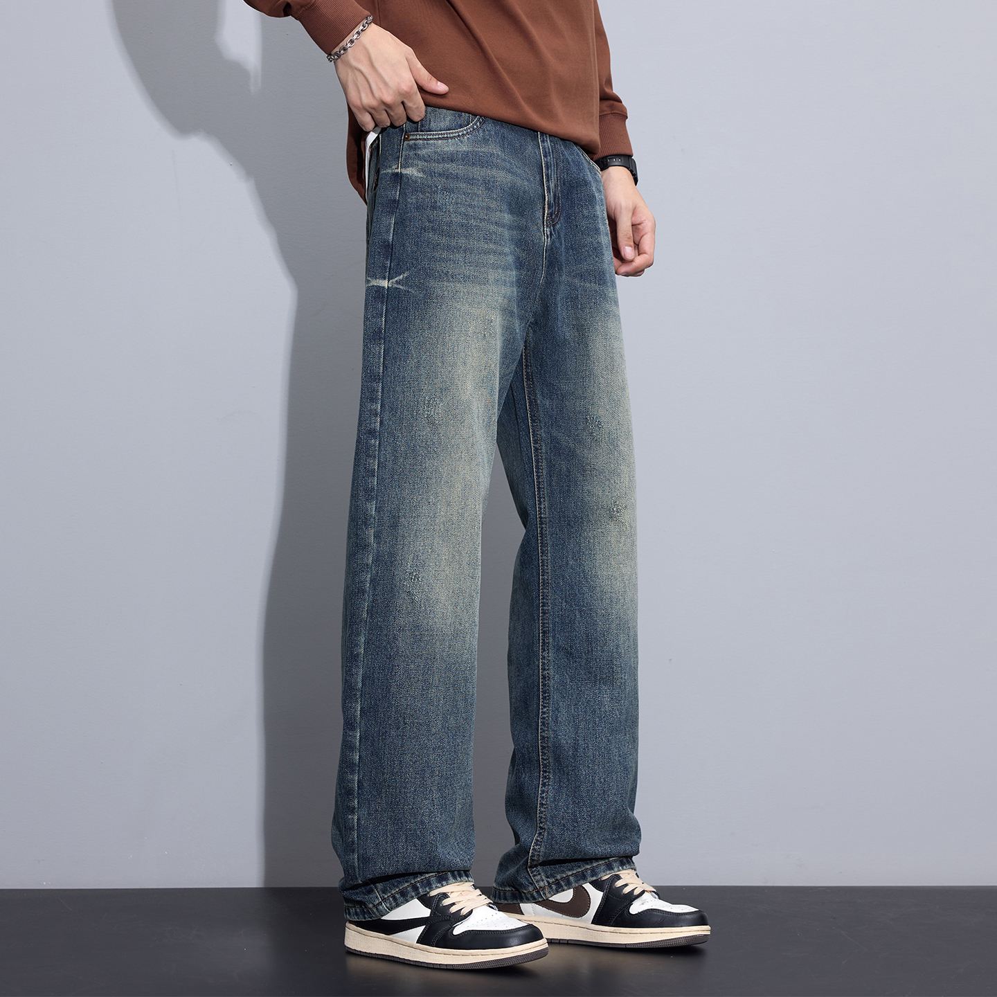Kuvine2025秋季直筒宽松潮牌美式复古做旧水洗阔腿耐磨牛仔裤男士