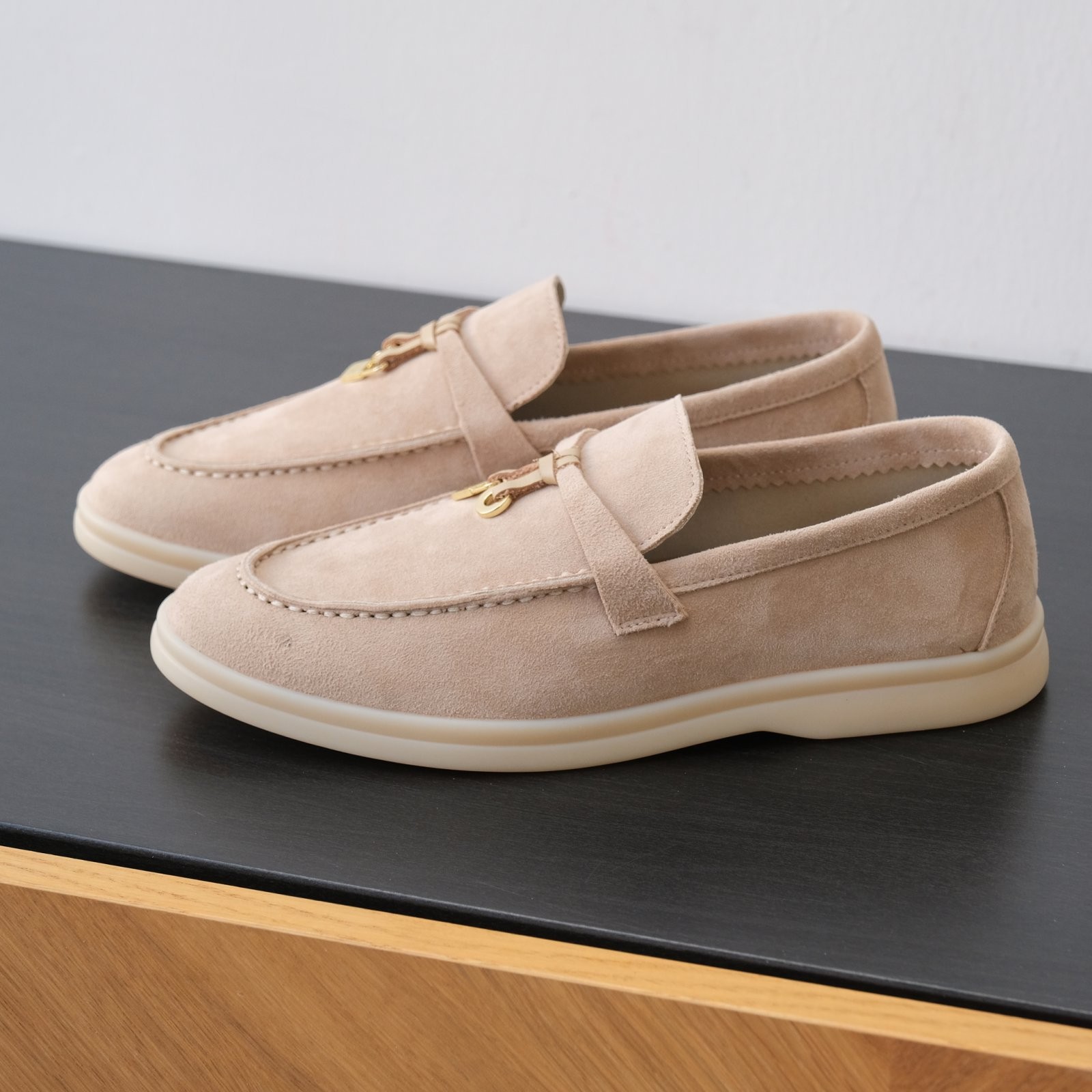 舒适时尚真皮女鞋经典百搭夏季透气软底潮流反绒lp乐福鞋MQ6029