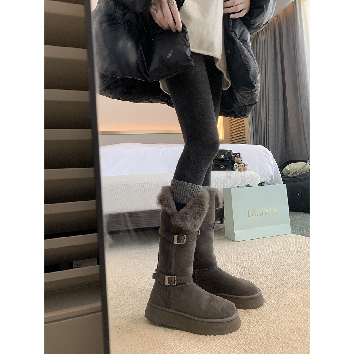爆款推荐~灰色扣带厚底毛毛翻边保暖棉鞋中长筒雪地靴女冬季新款