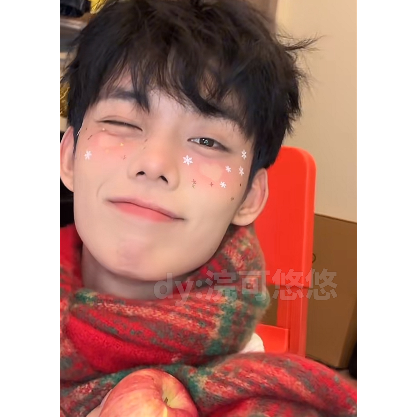 雪花圣诞节男生写真妆容彩色纹身贴ins可水洗一次性脸部氛围贴纸