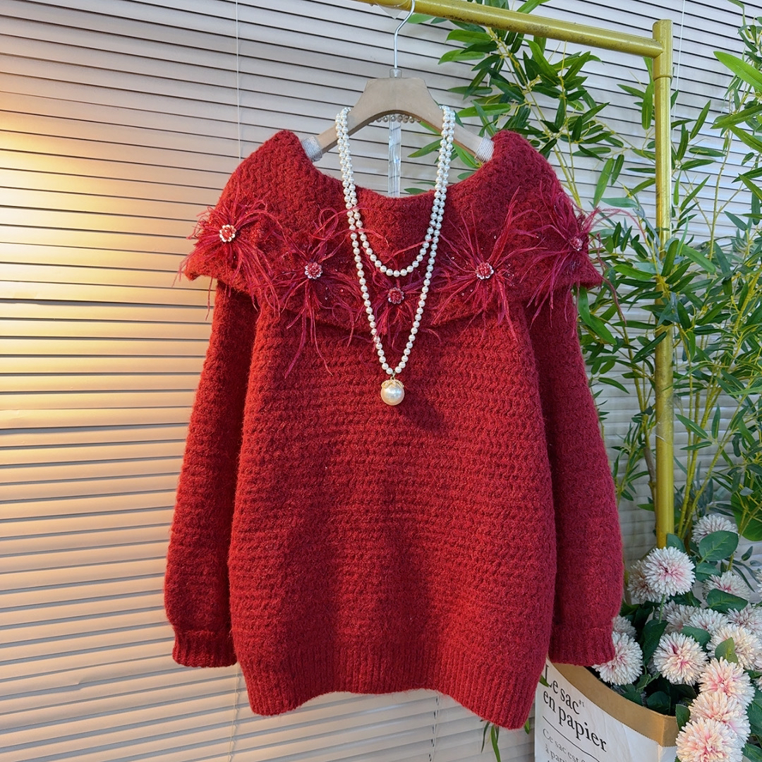 109胖mm秋冬新款欧货时尚披肩领设计感立体花朵减龄针织衫