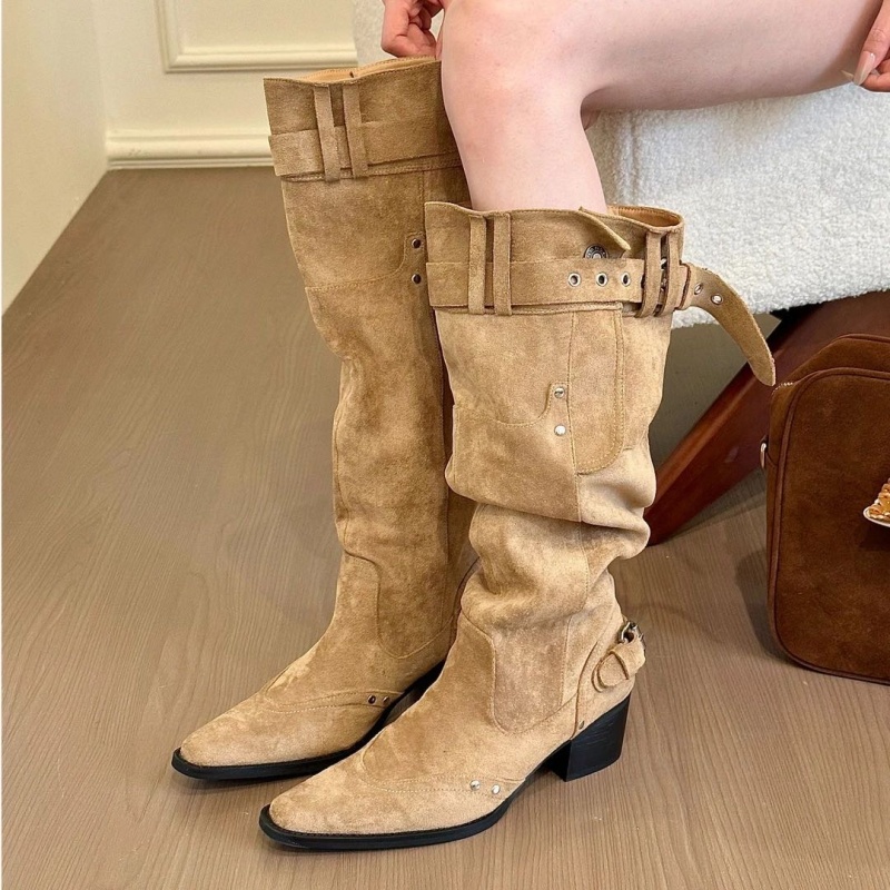 小辣月 欧美铆钉褶皱堆堆靴女2025秋季大腿围粗跟皮带扣高筒长靴