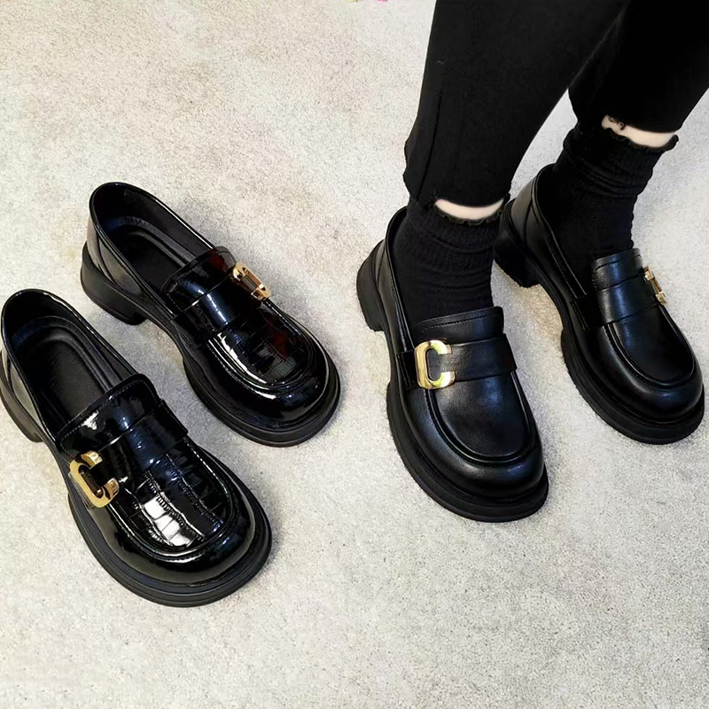 亮光皮乐福鞋女2025夏季时尚扣豆豆鞋女英伦风百搭黑色小皮鞋女