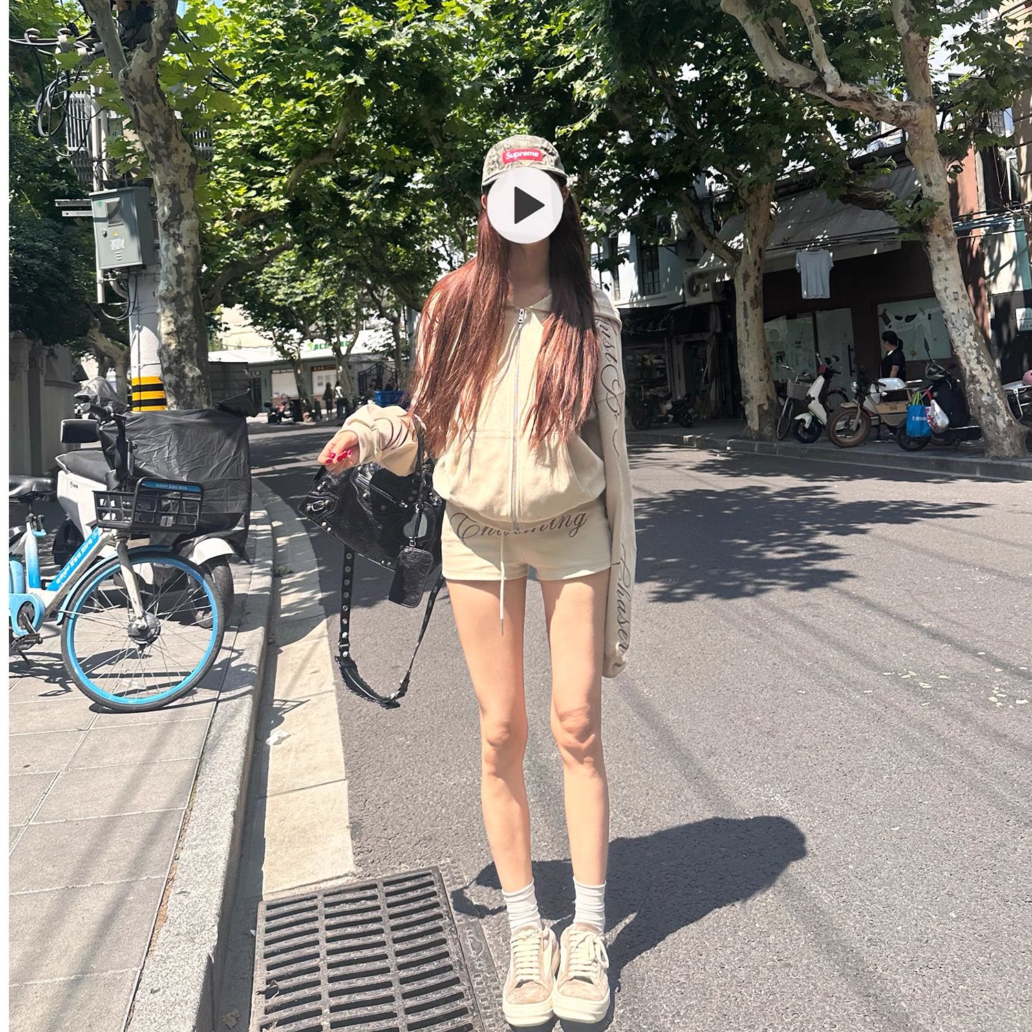 2025早春刺绣卡其色连帽卫衣外套辣妹字母时尚宽松短裤套装女装