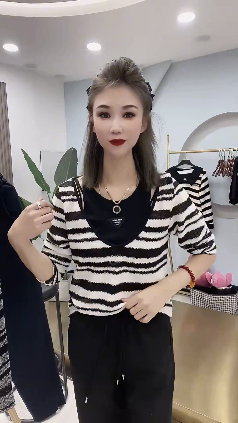 欧货2025秋季新款假两件条纹长袖针织衫女修身百搭洋气显瘦时尚