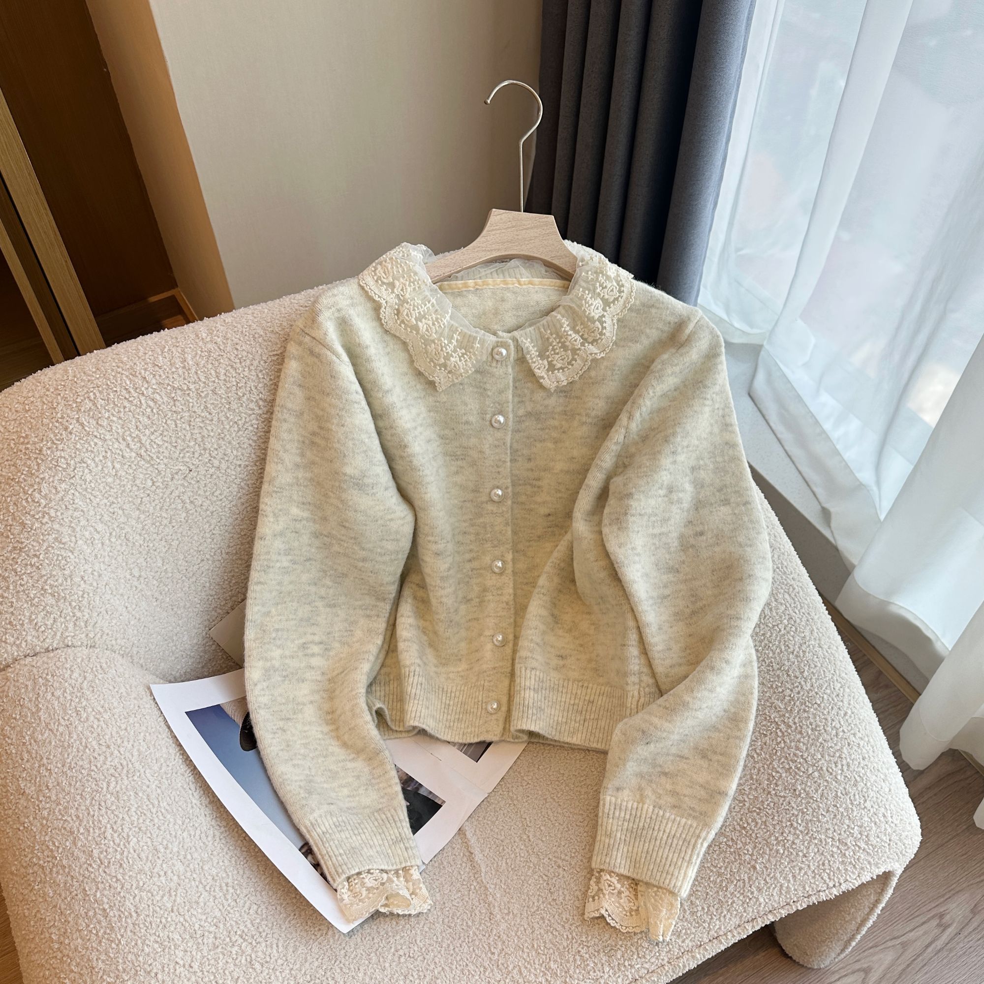 2026韩系新款蕾丝拼接软糯毛衣温柔花边百搭针织衫上衣H544